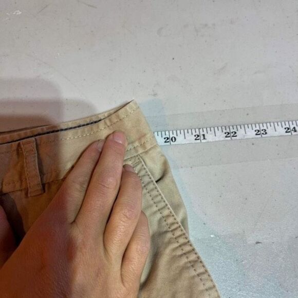 L.L. Bean Women's High-Rise Flat Front Favorite Fit Cropped Pants Beige Size 18 - Picture 10 of 12